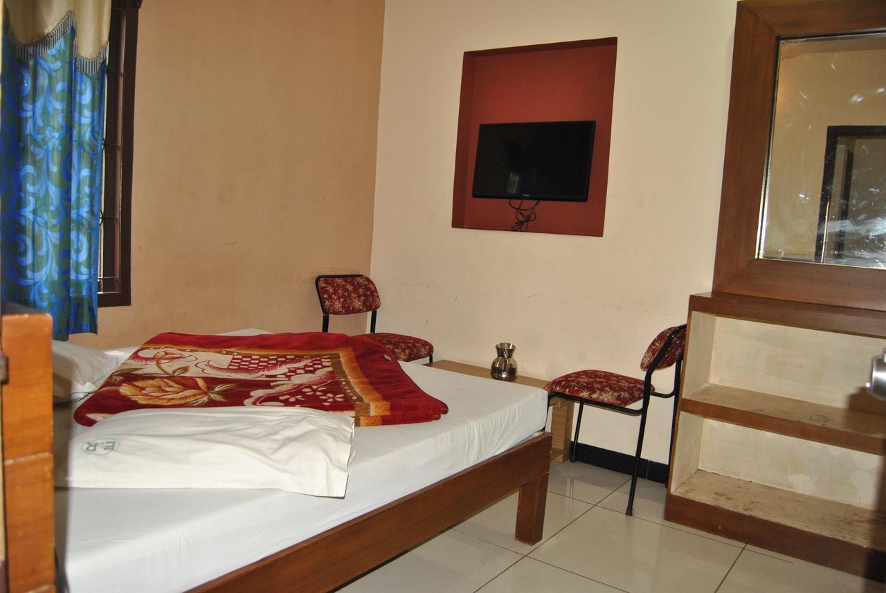 Ezhil Residency Hotel Tamilnadu - Tamilnadu - Kodaikanal Esterno foto