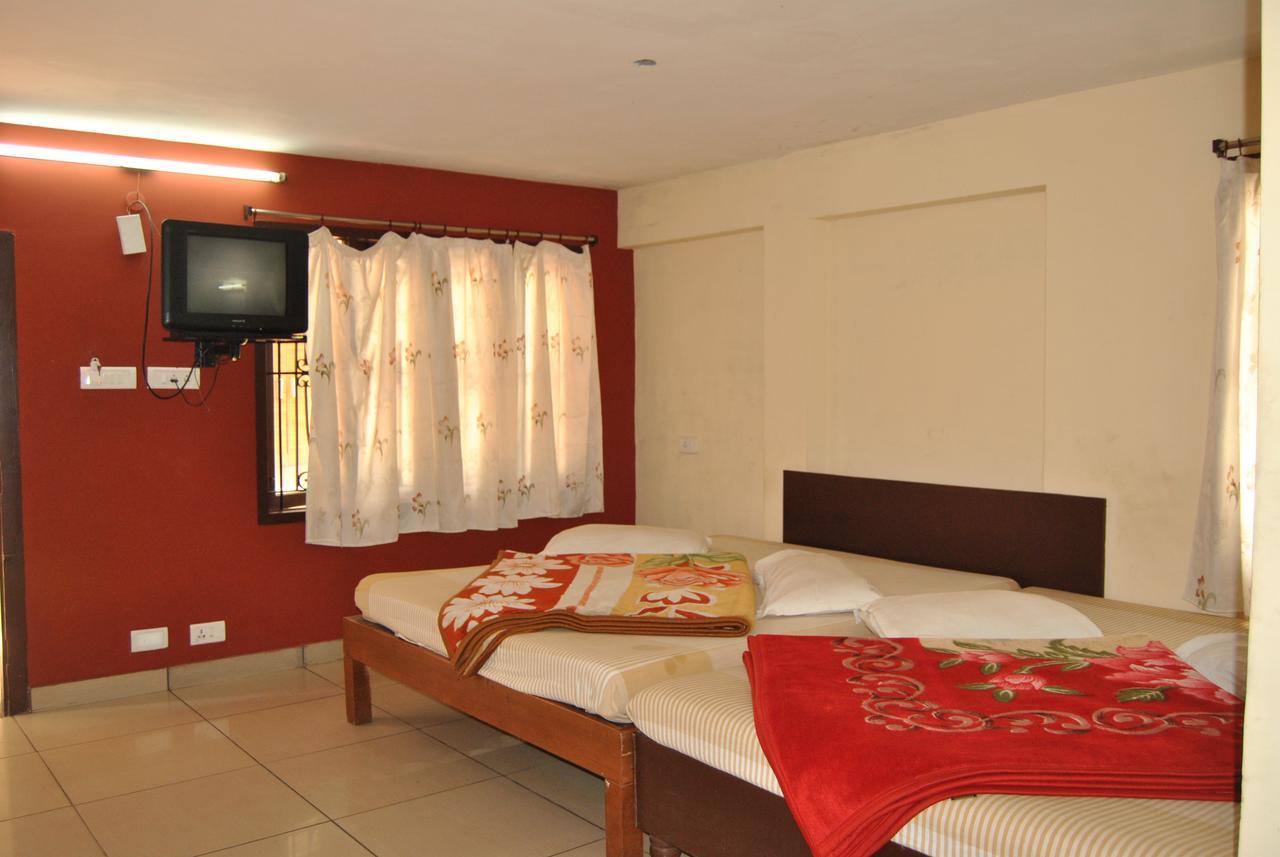 Ezhil Residency Hotel Tamilnadu - Tamilnadu - Kodaikanal Esterno foto