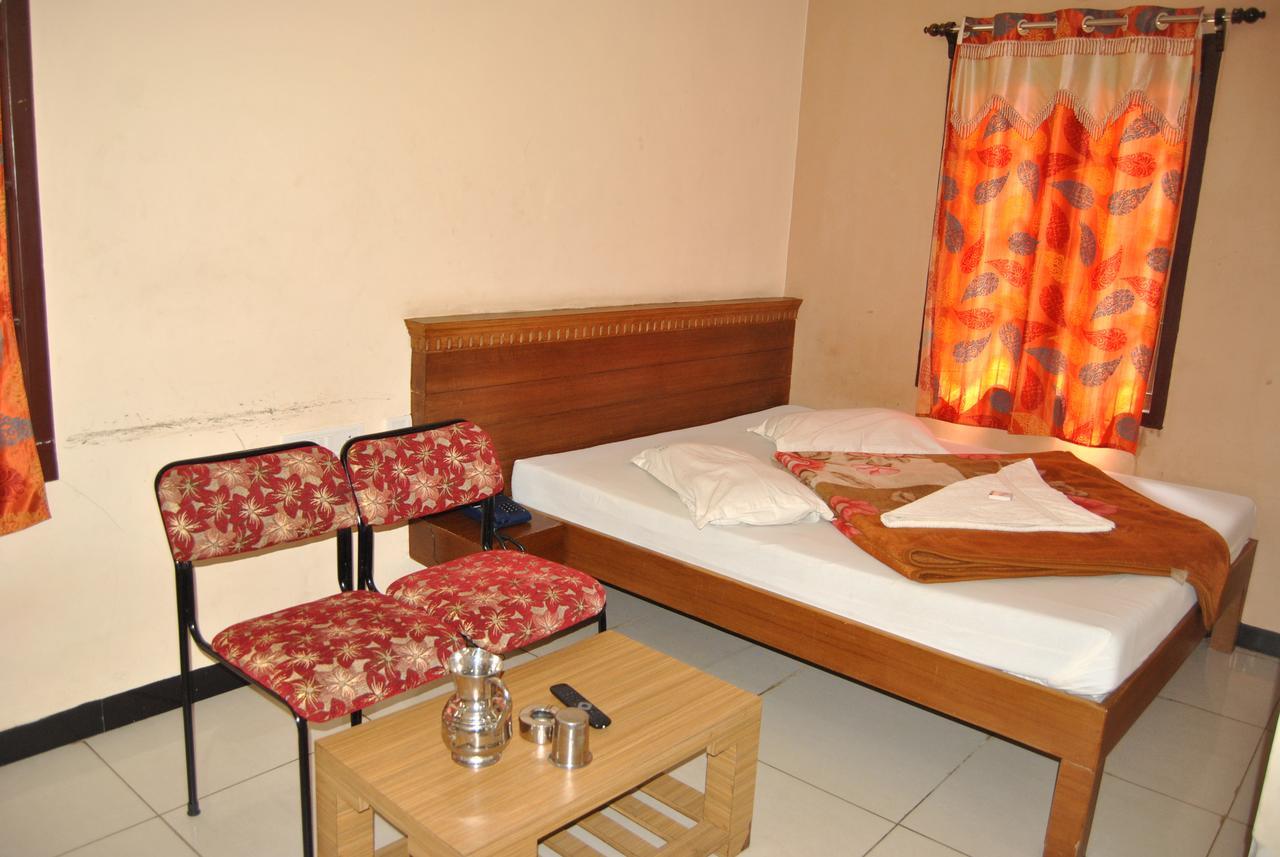 Ezhil Residency Hotel Tamilnadu - Tamilnadu - Kodaikanal Esterno foto