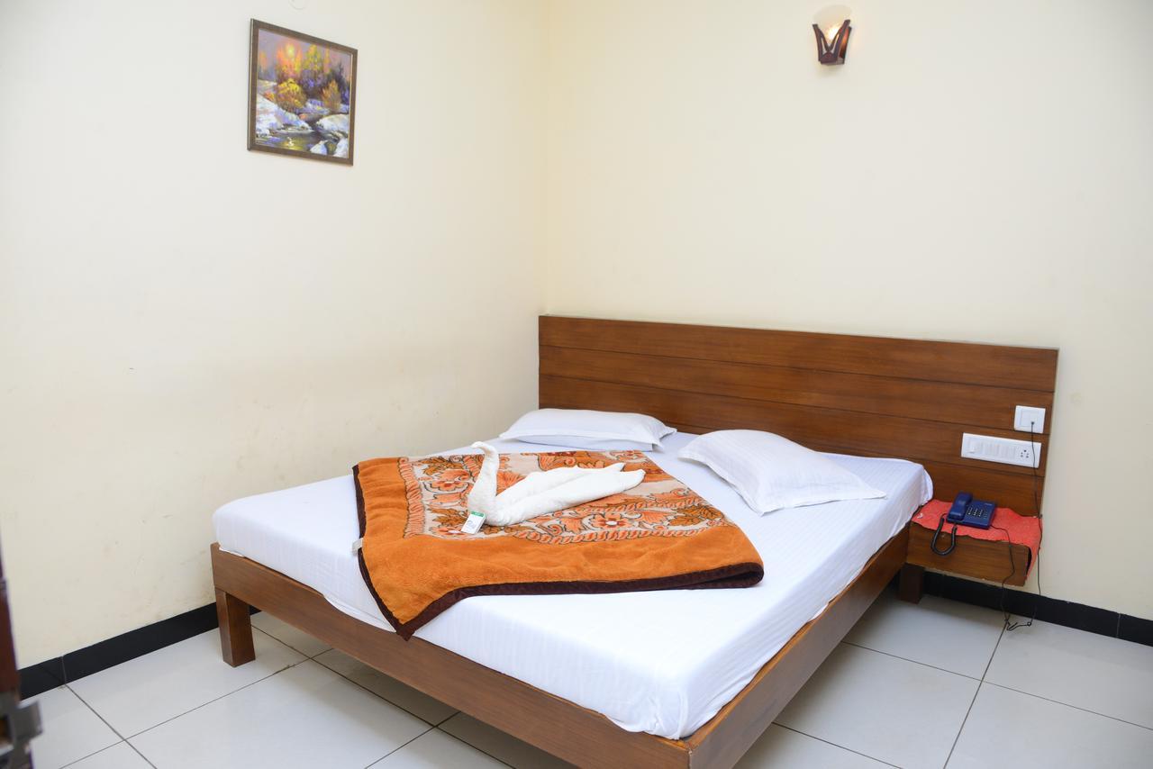 Ezhil Residency Hotel Tamilnadu - Tamilnadu - Kodaikanal Esterno foto